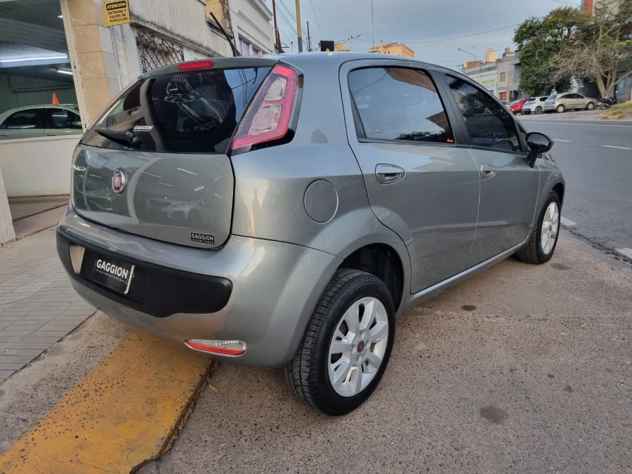 Oportunidad Fiat Punto 1.4 Attractive / 2014 Km-133.000