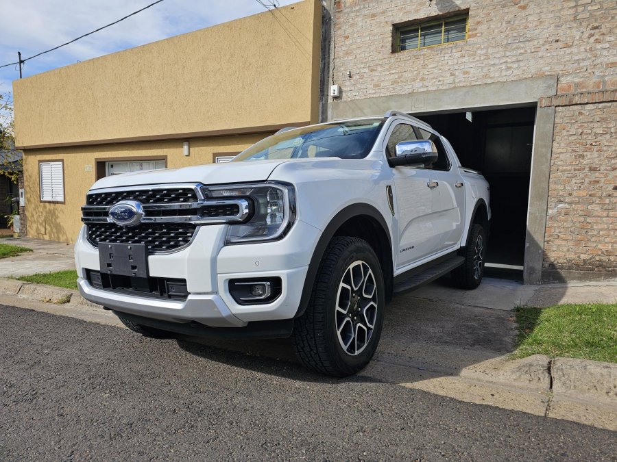 RANGER  XLT LIMITED PLUS V6  3.0 IMPECABLE  250 CV