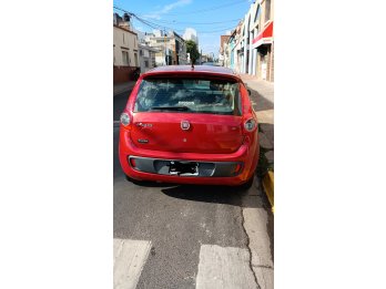 Fiat Palio Attractive 2014 | 123.146 km | Cubiertas Nuevas |