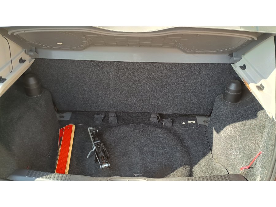 Fiat Palio Attractive 2014 | 123.146 km | Cubiertas Nuevas |