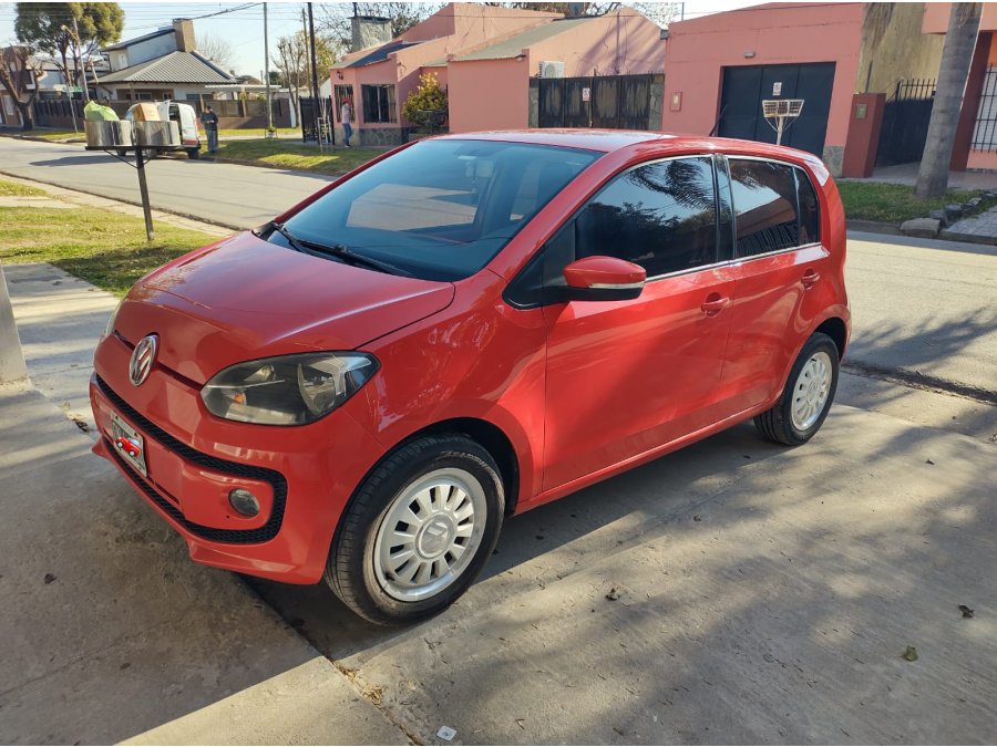 Volkswagen Up High