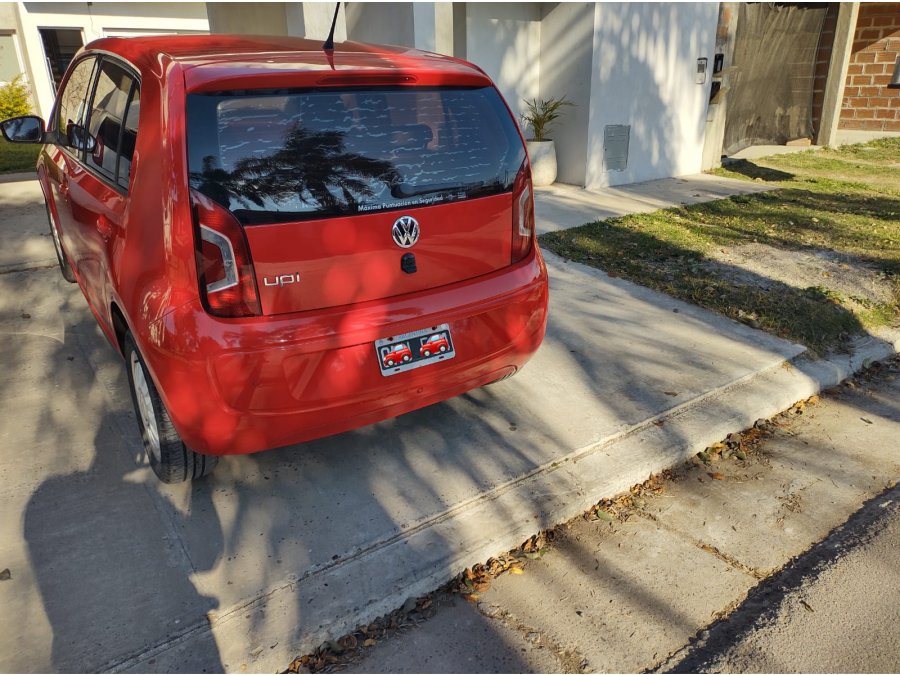 Volkswagen Up High