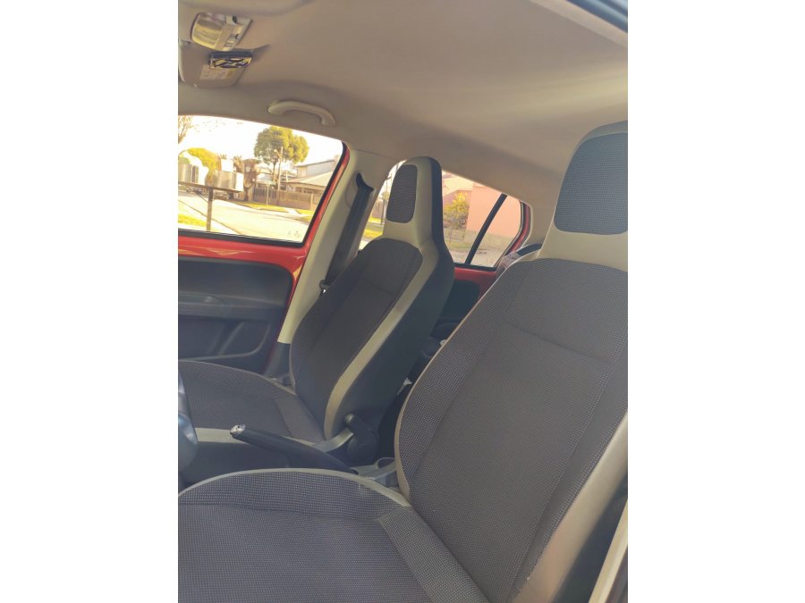 Volkswagen Up High