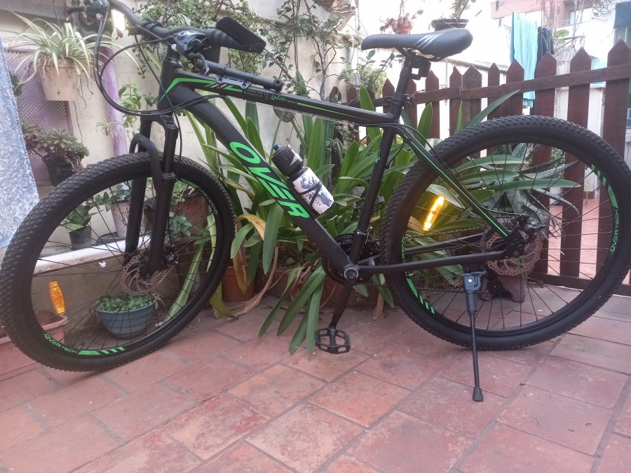 OPORTUNIDAD CASI NUEVA. POCO USO