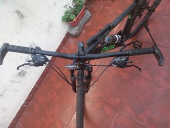 OPORTUNIDAD CASI NUEVA. POCO USO