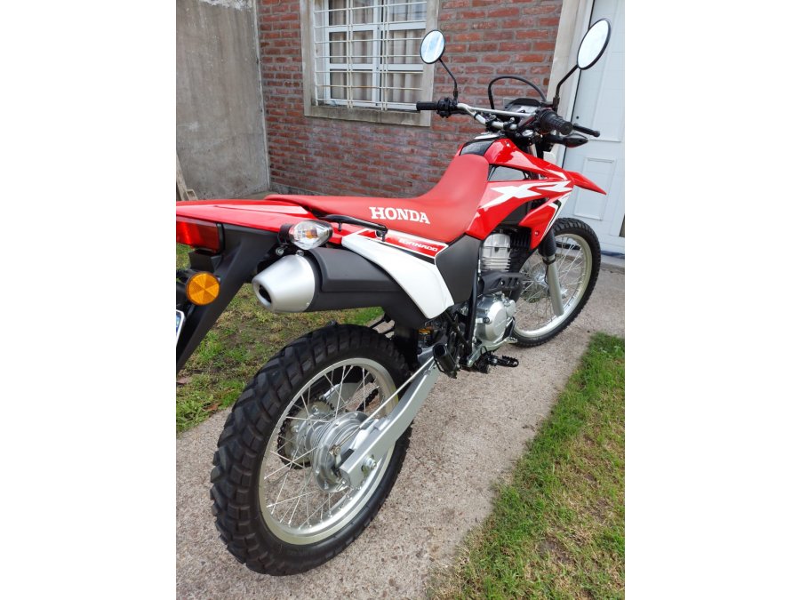 TORNADO 250 MOD 2024 INMACULADA/IMPECABLE