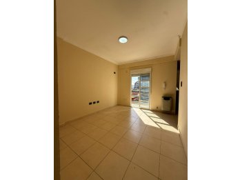 Zona Saenz Peña - Departamento en Venta