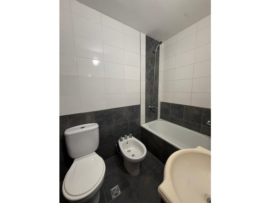 Zona Saenz Peña - Departamento en Venta