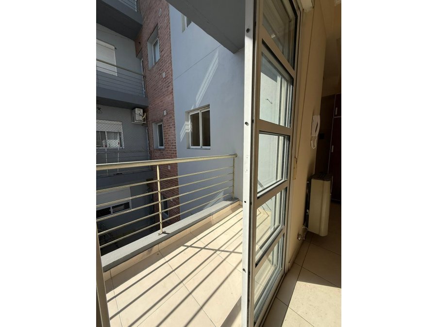 Zona Saenz Peña - Departamento en Venta