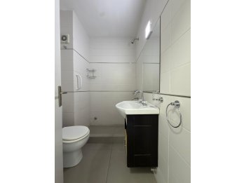 ALQUILO DEPARTAMENTO 1 DORMITORIO CON COCHERA - ZONA CENTRO