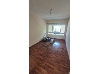 ALQUILA: Departamentos un dormitorio zona céntrica