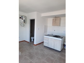 ALQUILA: Monoambiente a nuevo en zona céntrica!!