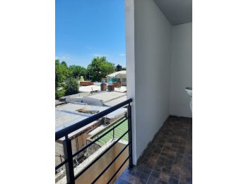 ALQUILA: Monoambiente a nuevo en zona céntrica!!