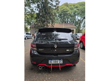 Sandero R.S. 2.0