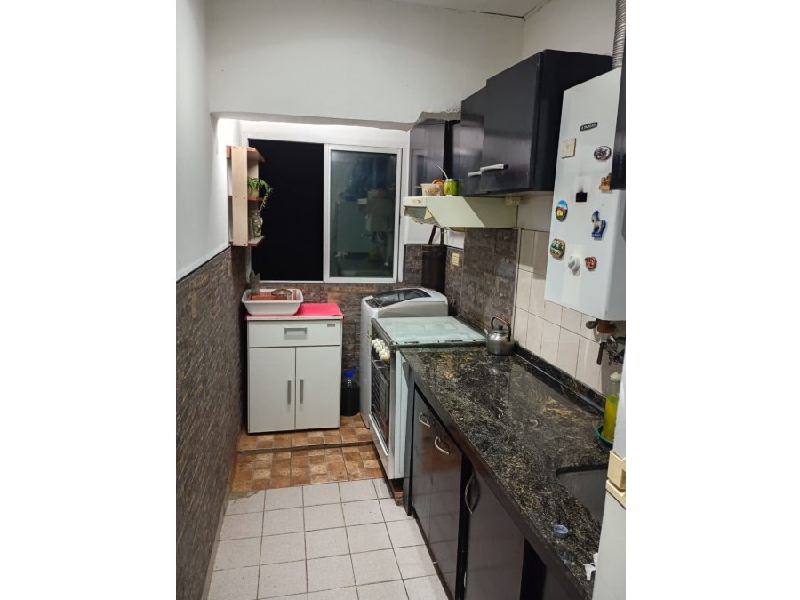 VENDE: Departamento IMPECABLE Barrio CGT