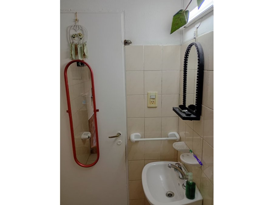 VENDE: Departamento IMPECABLE Barrio CGT