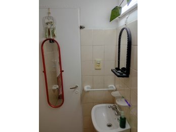 VENDE: Departamento IMPECABLE Barrio CGT