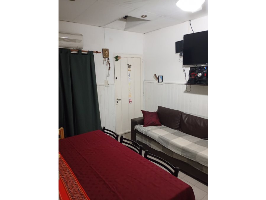 VENDE: Departamento IMPECABLE Barrio CGT