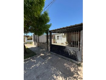 VENDE CASA EN BARRIO VICOER