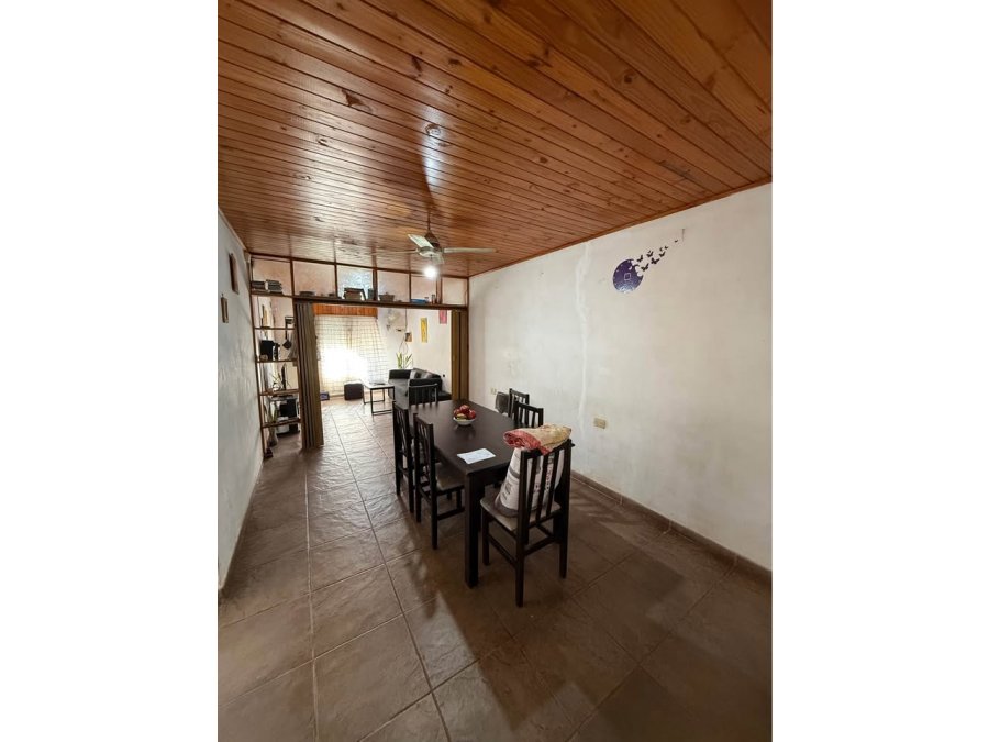 VENDE CASA EN PH ZONA ALMAFUERTE Y ALEJANDRO CARBO