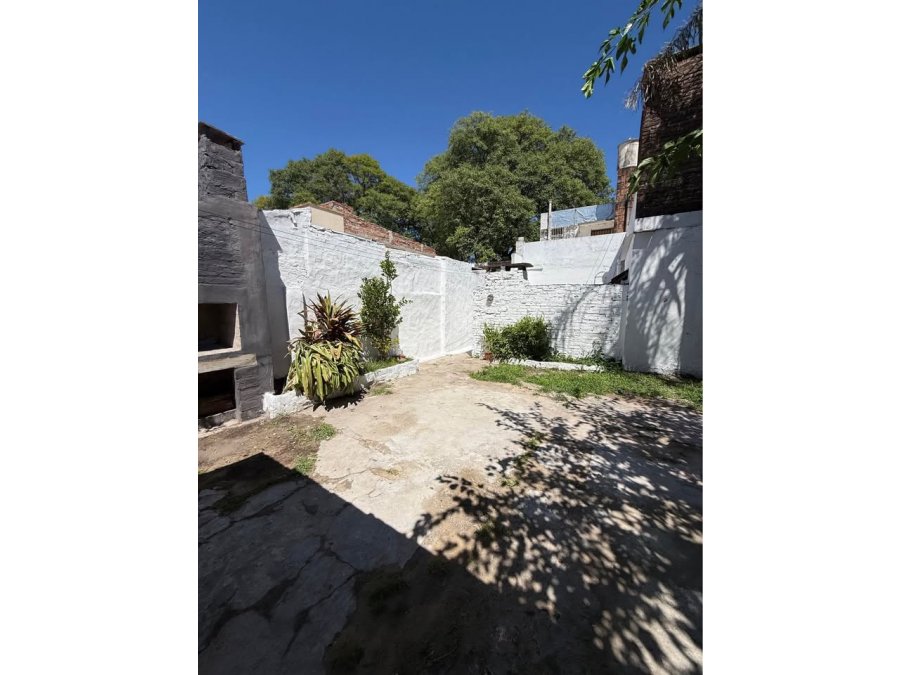 VENDE CASA INTERNA DENTRO DE BULEVARES