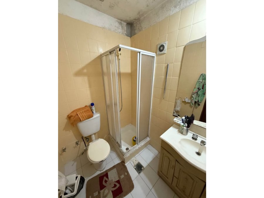VENDE CASA EN ESQUINA – ZONA PARACAO (CON ASCENSOR)