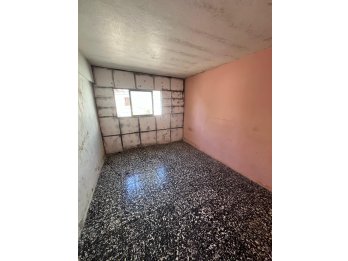 VENDE CASA A REFACCIONAR ZONA NORTE - ESC. DE POLICÍA