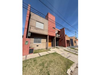 VENDE CASA PREMIUM