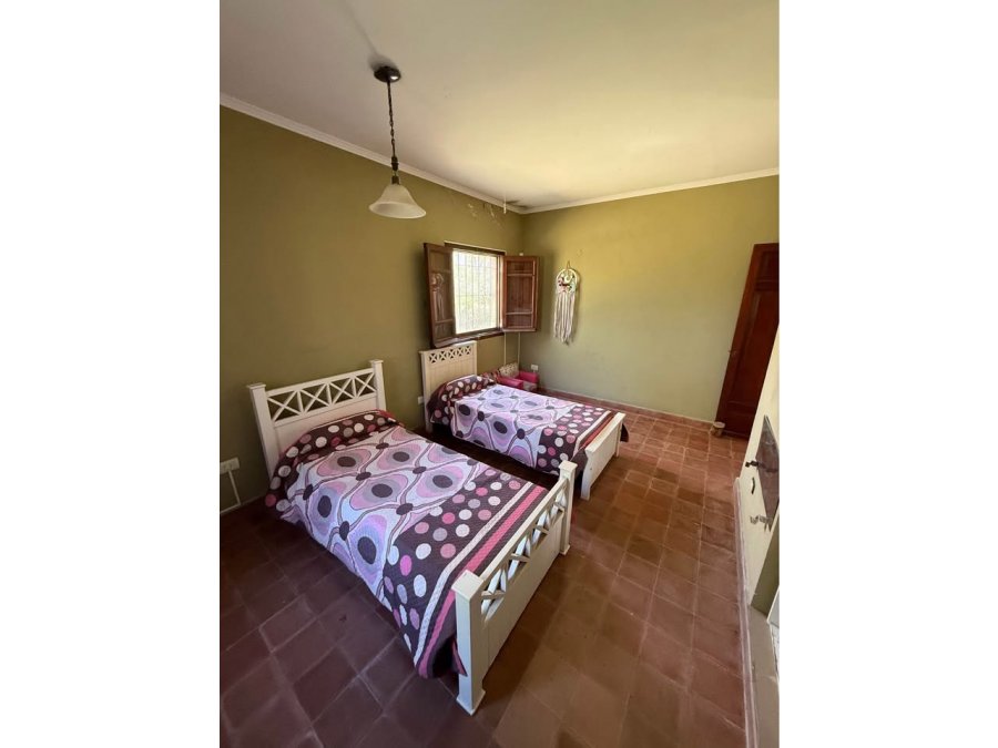 VENDE CASA CON AMPLIO TERRENO EN LA TOMA VIEJA