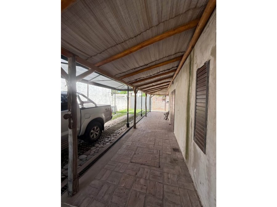 VENDE CASA EN LA TOMA VIEJA