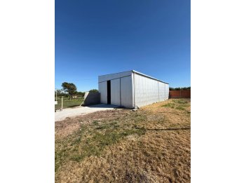 VENDE DOS (2) GALPONES DE 200M2