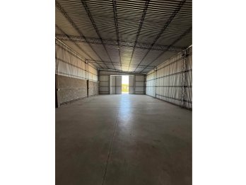 VENDE DOS (2) GALPONES DE 200M2