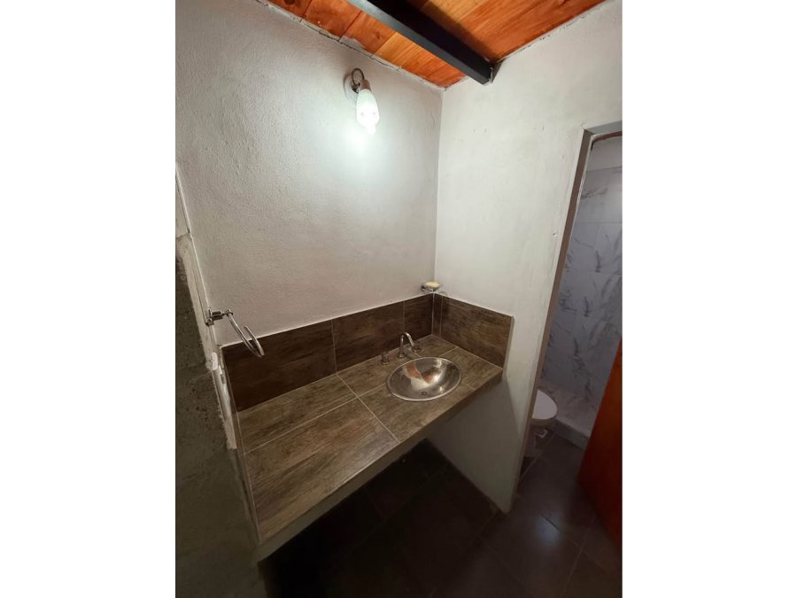 VENDE DOS (2) GALPONES DE 200M2