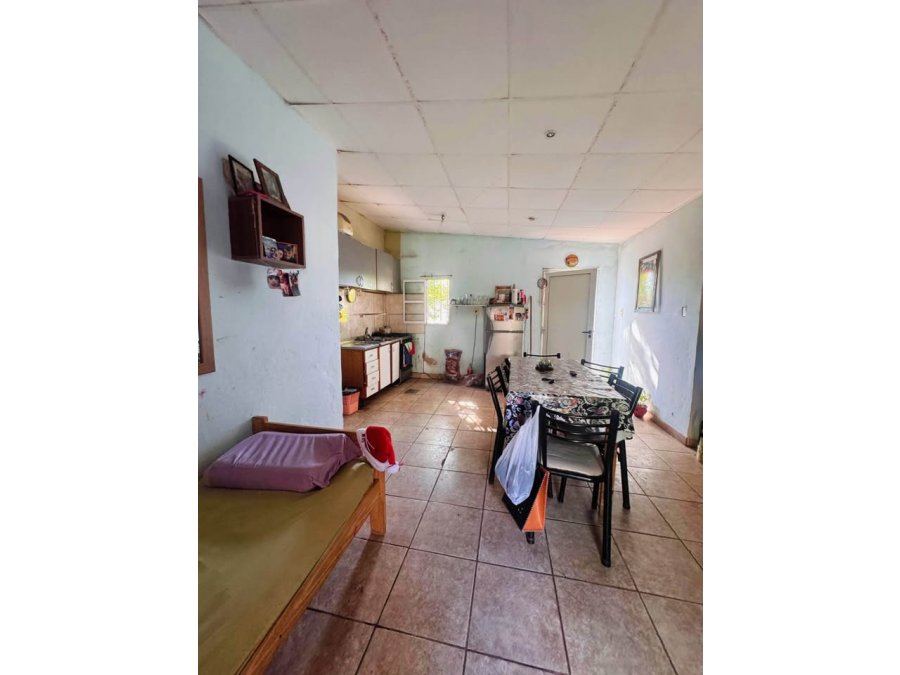 VENDE QUINTA EN BARRIO LAS ACACIAS