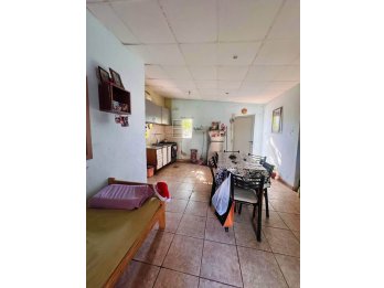 VENDE QUINTA EN BARRIO LAS ACACIAS
