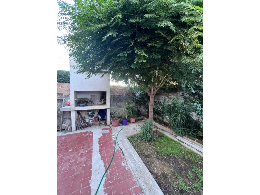 VENDE CASA PLANTA BAJA