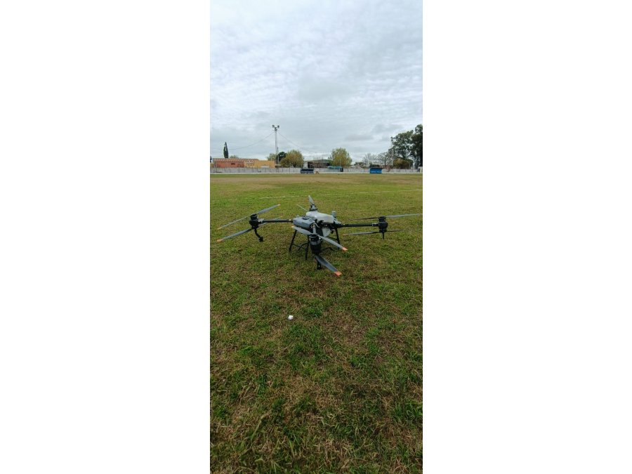 DRON A LA VENTA , EXCELENTE ESTADO