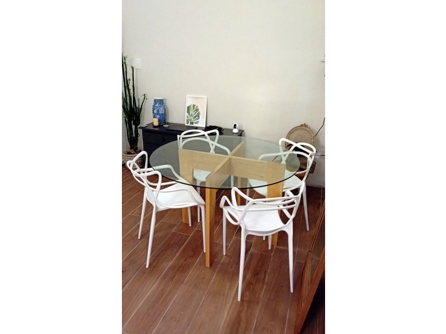 Mesa comedor con sillas