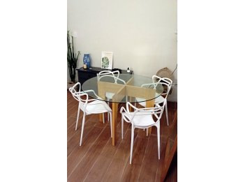 Mesa comedor con sillas