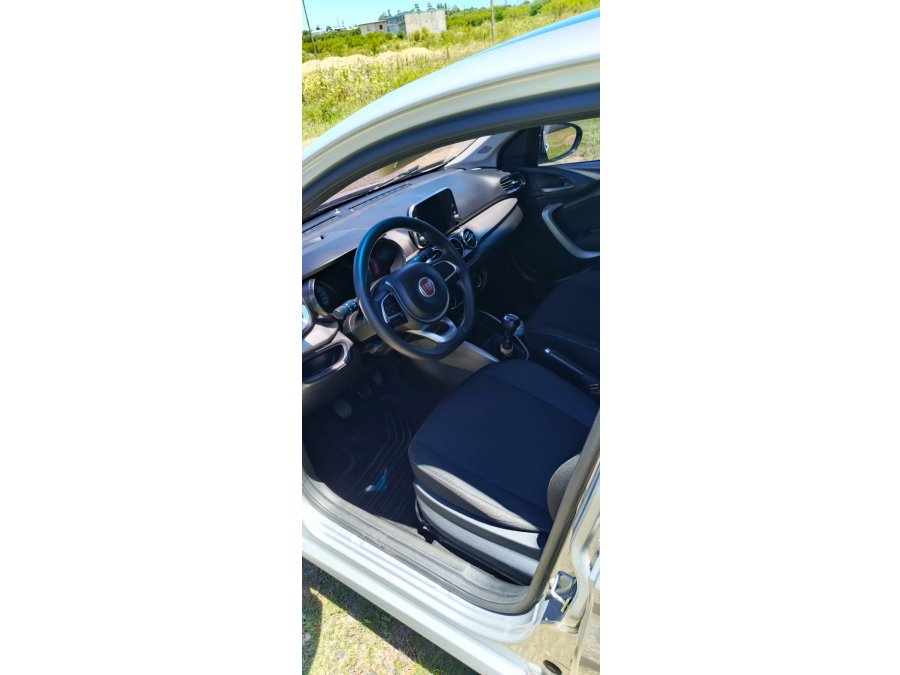 VENDO FIAT ARGO EXCELENTE ESTADO