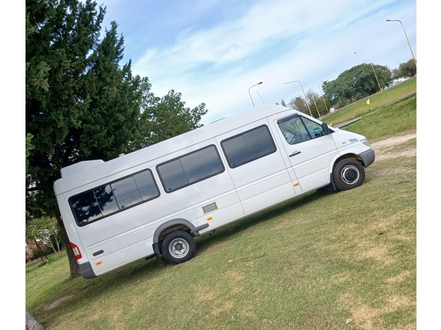 CASA RODANTE 5 PERSONAS MERCEDES BENZ 413 KM 90MIL 2007👌