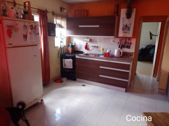 VENDE: Casa calle Parque Iguazú, zona Newbery