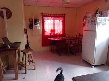 VENDE: Casa calle Parque Iguazú, zona Newbery