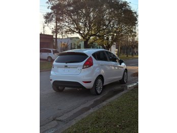 Ford Fiesta Se 2016 VENDO/RECIBO MENOR VALOR