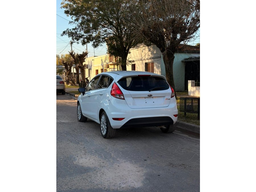 Ford Fiesta Se 2016 VENDO/RECIBO MENOR VALOR