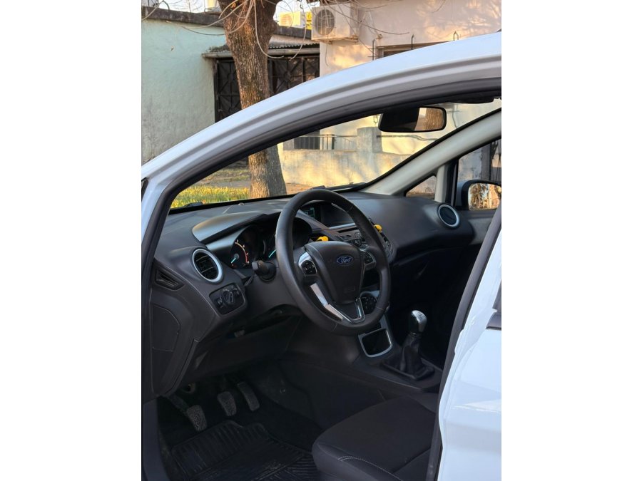 Ford Fiesta Se 2016 VENDO/RECIBO MENOR VALOR