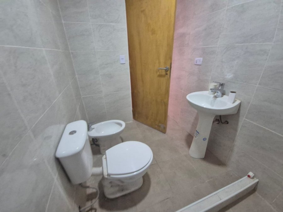 VENDE: Monoambiente a 6 cuadras del centro cívico