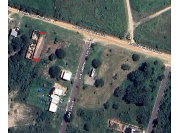 VENDE: Lote ubicado en Avenida Los Chañares (Oro verde).