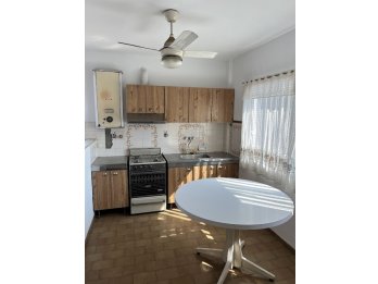 VENTA: Departamento calle Pellegrini a metros shopping