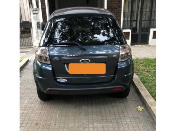 Vendo Ford Ka Viral 1.6 Año 2012